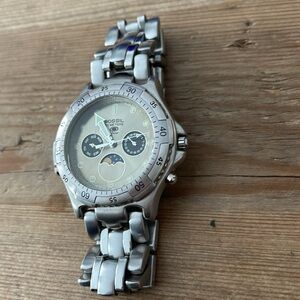 VINTAGE Fossil Blue Watch BQ-9011 Stainless Steel Day Date Quartz Watch 90’s